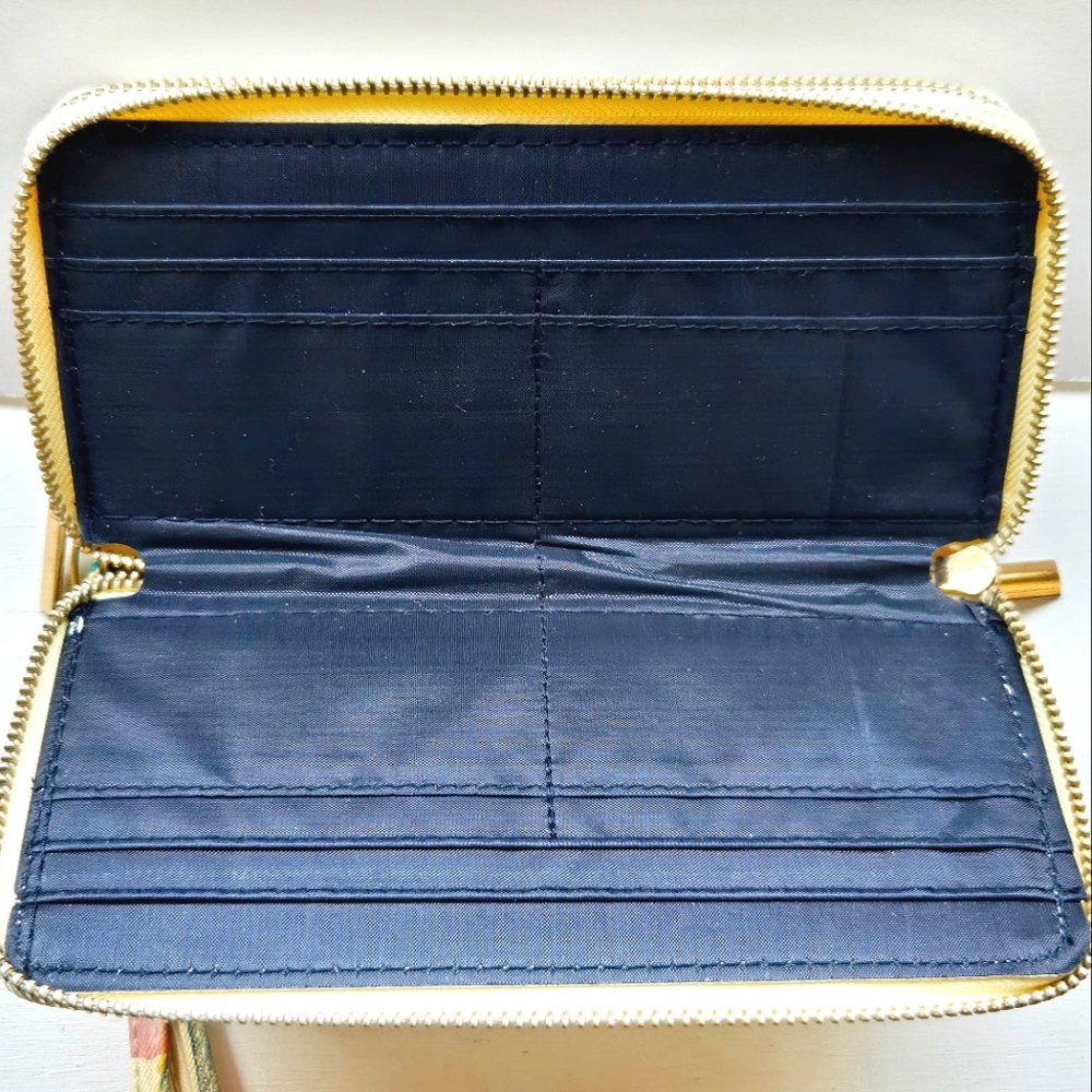 3/10$ NWT Paris Theme Multicolor Wristlet Fashion Wallet Dbl Goldtone Ziparound - Picture 5 of 6